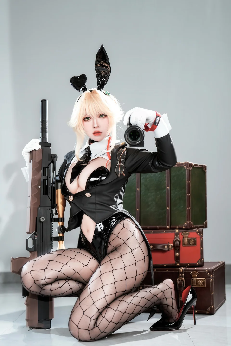 半半子_No095_Nikke：胜利女神_爱德兔女郎_愛德ェントバニー_62P,1V_436MB tg@simisebaisi 【丝足阁】050.webp